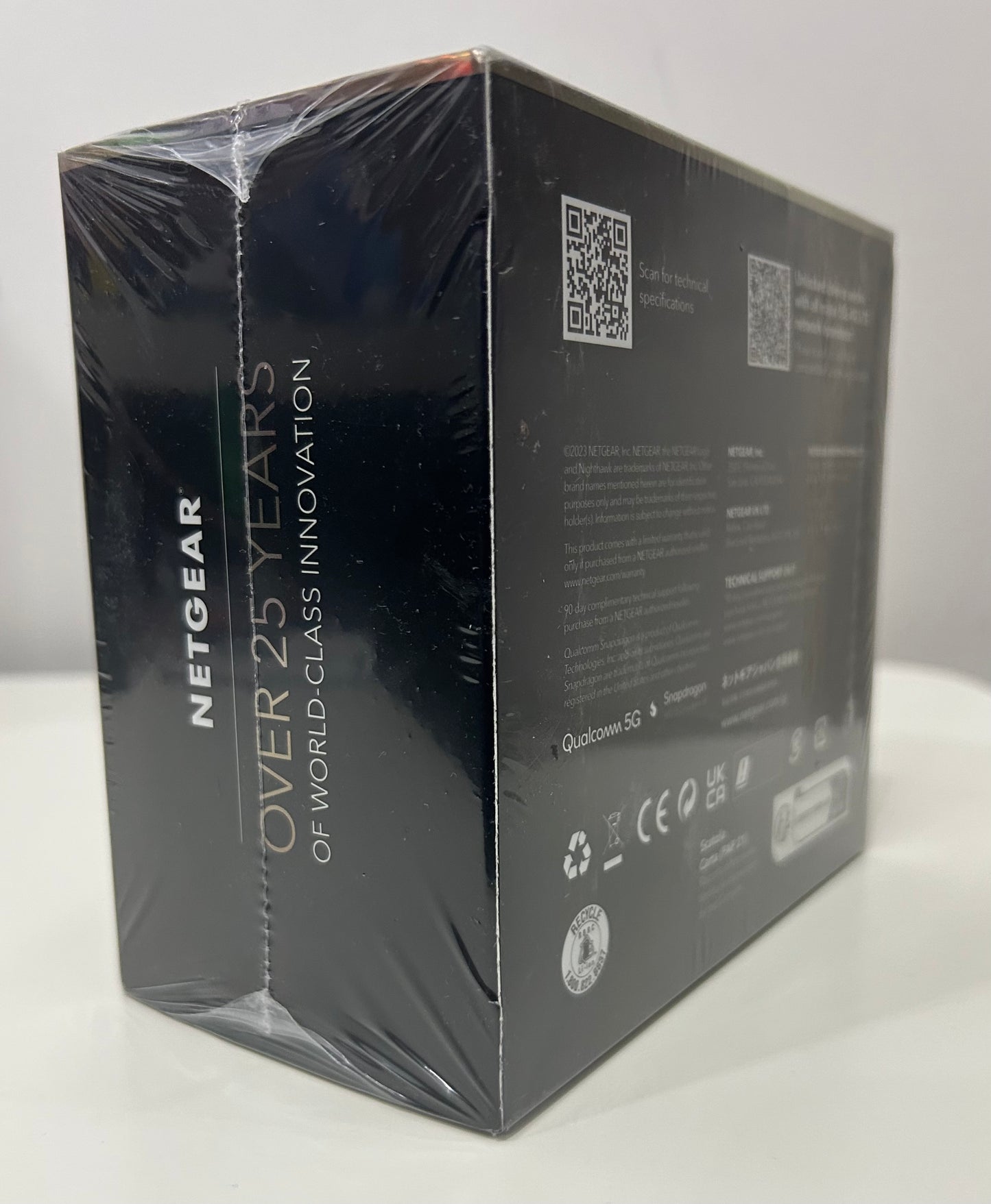 NETGEAR Nighthawk M6 Pro 5G mmWave Wi-Fi 6E Mobile Hotspot (MR6550) | Unlocked | Brand New