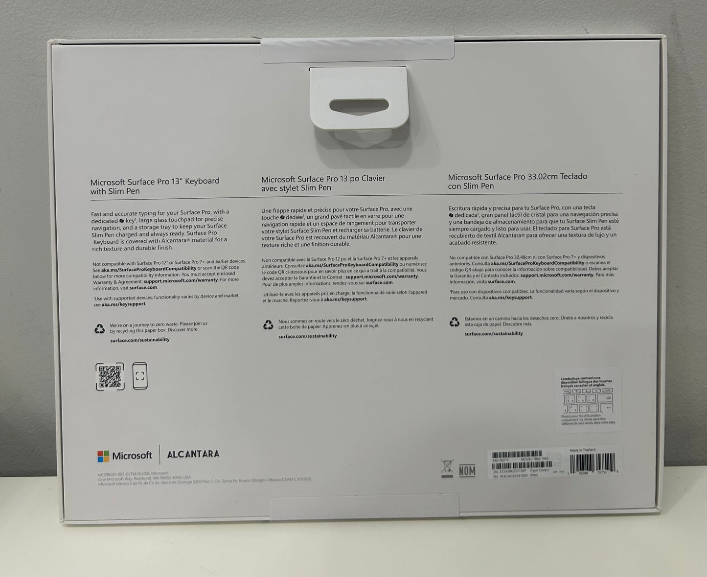 Microsoft Surface Pro Keyboard with Slim Pen (12th Edition / Pro 11 / Pro 9 / Pro 8) – Platinum (Canadian Bilingual)